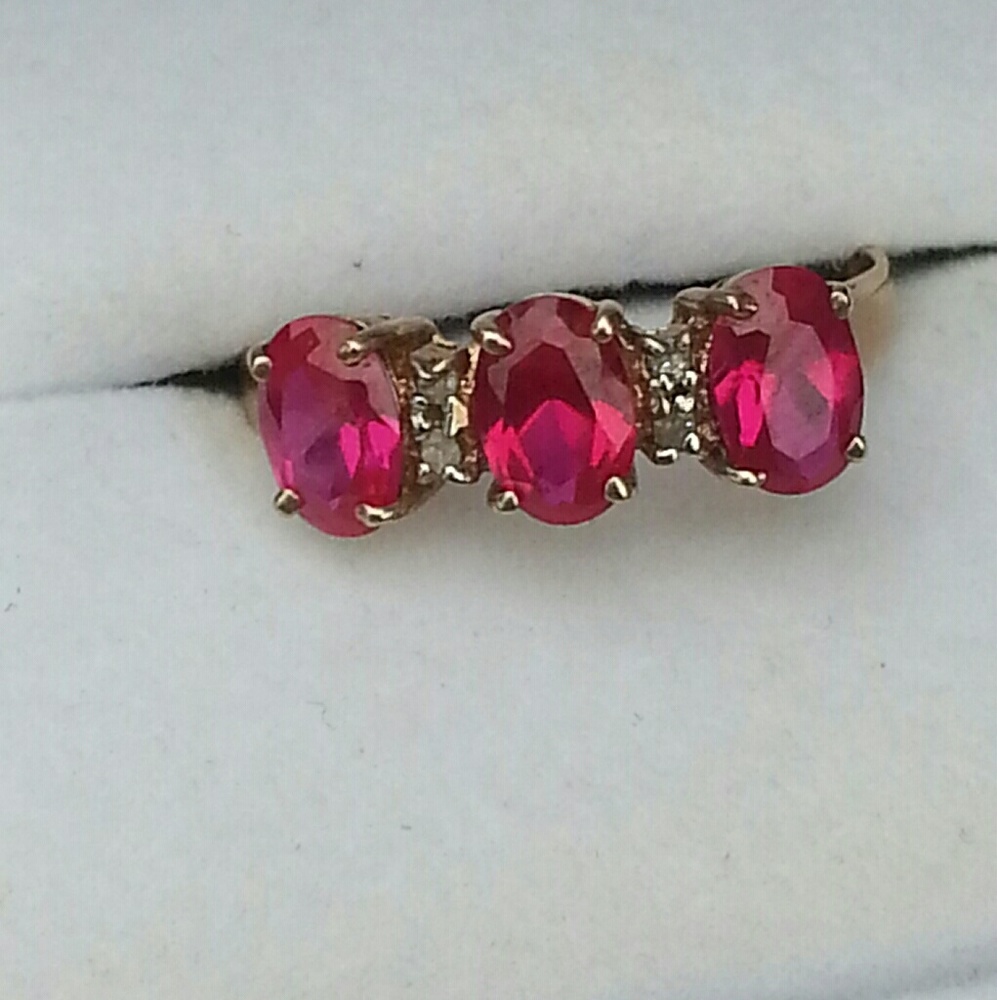 10k Cherry ruby ring